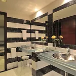 度假村 罗塔奇俱乐部酒店 5*