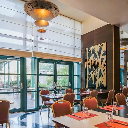 Club Casino 5*
