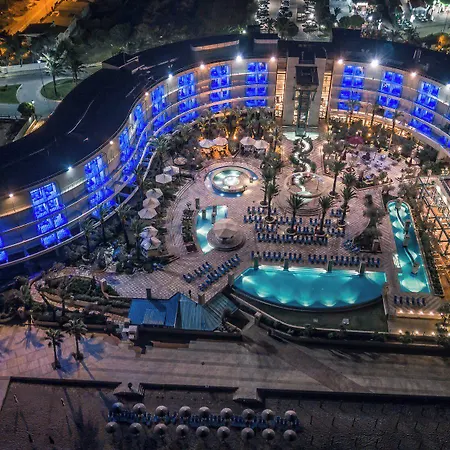Club Casino Resort