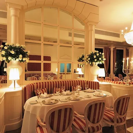Club Casino 5* Λουτράκι