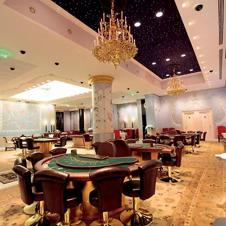 Club Casino 5*