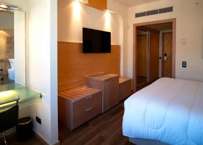 罗塔奇俱乐部酒店 路特奇