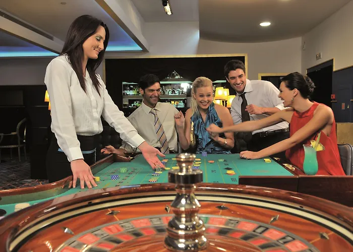 Club Casino Лоутраки