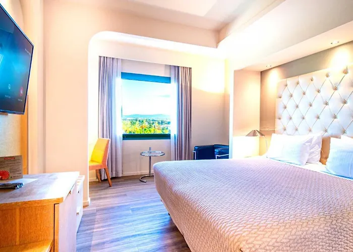 클럽 카지노 5* 루트라키